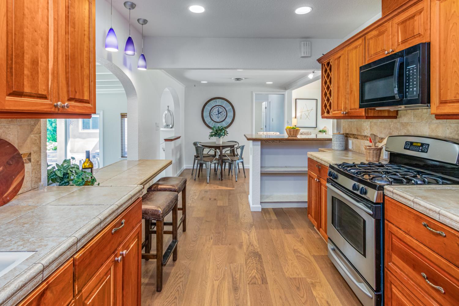 Detail Gallery Image 11 of 36 For 1229 Fitch Way, Sacramento,  CA 95864 - 3 Beds | 2 Baths