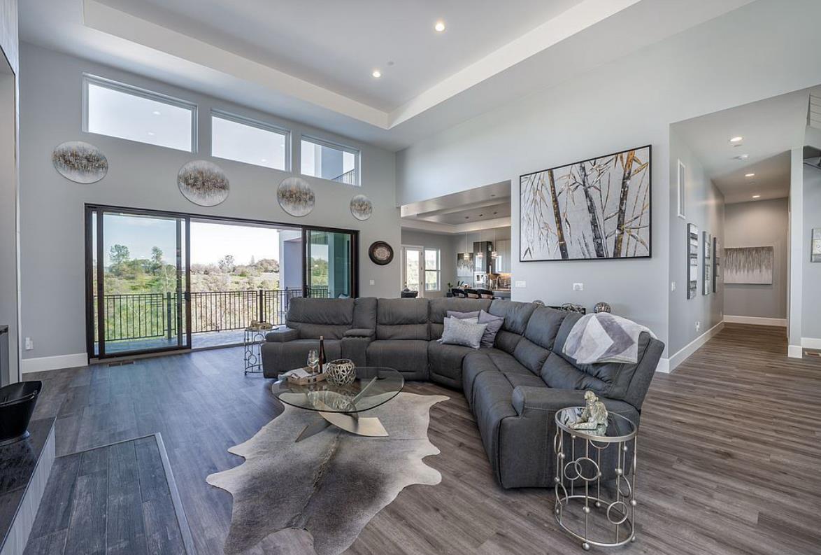 Detail Gallery Image 6 of 27 For 590 Columbia Dam Rd, Newcastle,  CA 95658 - 5 Beds | 5/1 Baths