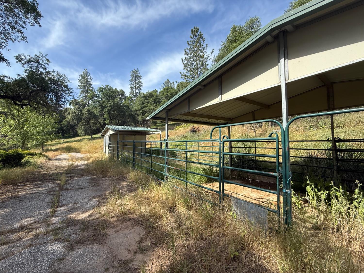Detail Gallery Image 8 of 26 For 20110 State Highway 49, Grass Valley,  CA 95949 - 1 Beds | 1 Baths