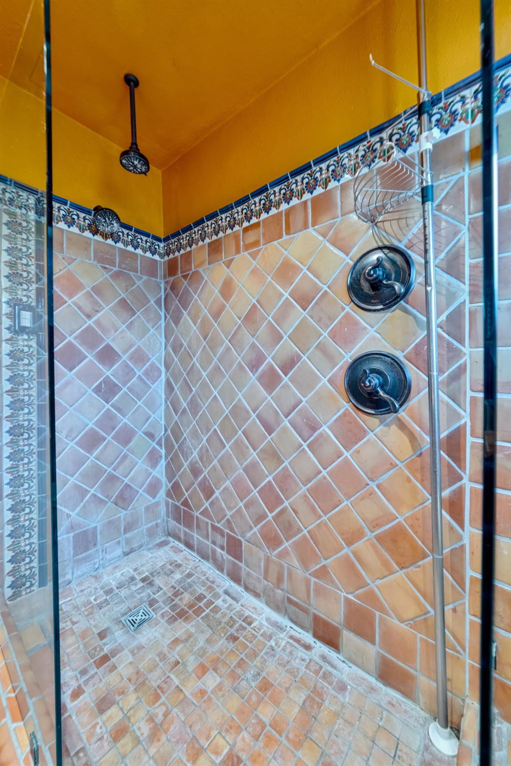 Detail Gallery Image 18 of 32 For 1660 La Playa Way, Sacramento,  CA 95864 - 3 Beds | 1 Baths