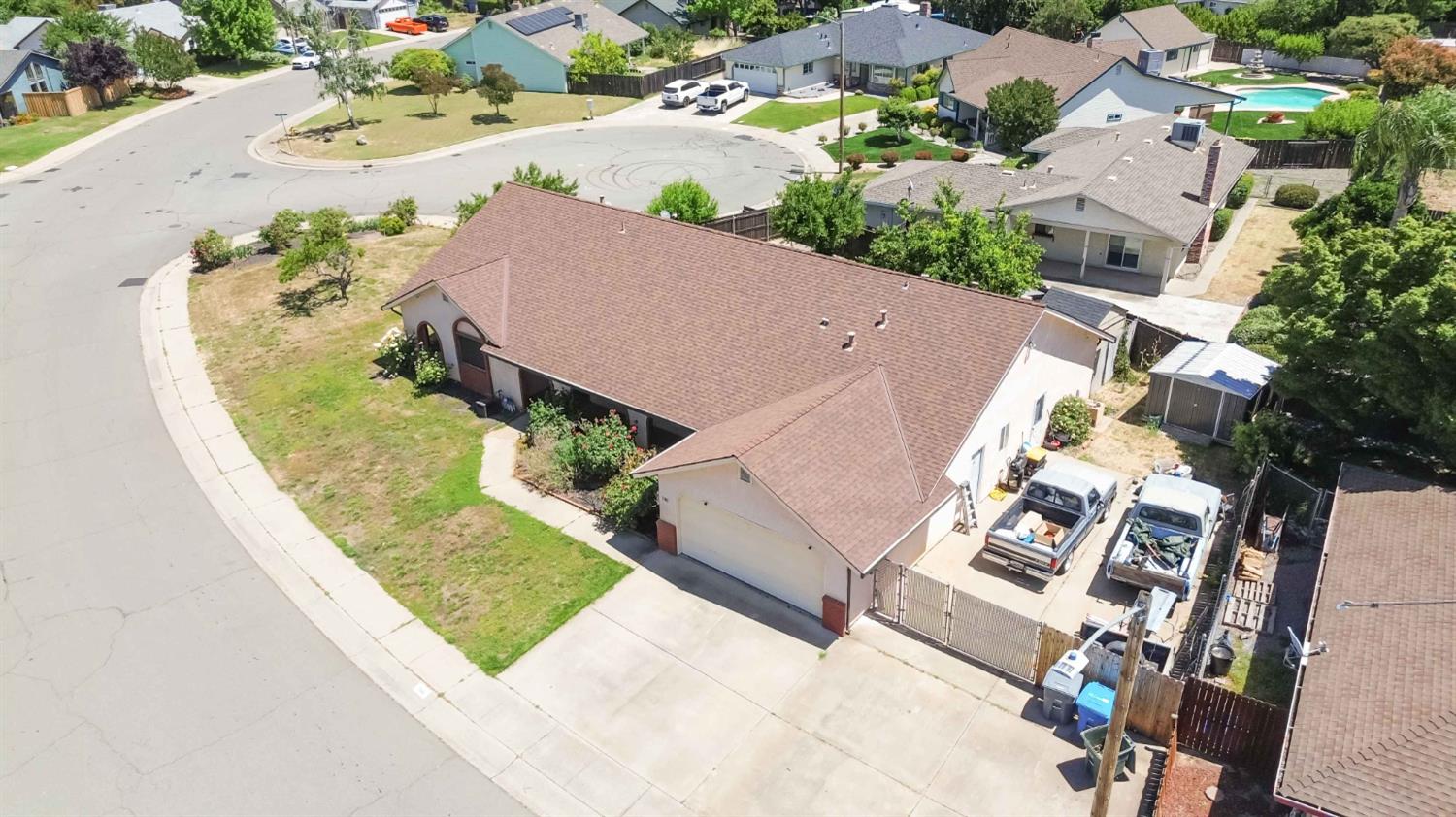 Detail Gallery Image 6 of 35 For 780 Teakwood Dr, Yuba City,  CA 95991 - 4 Beds | 3 Baths