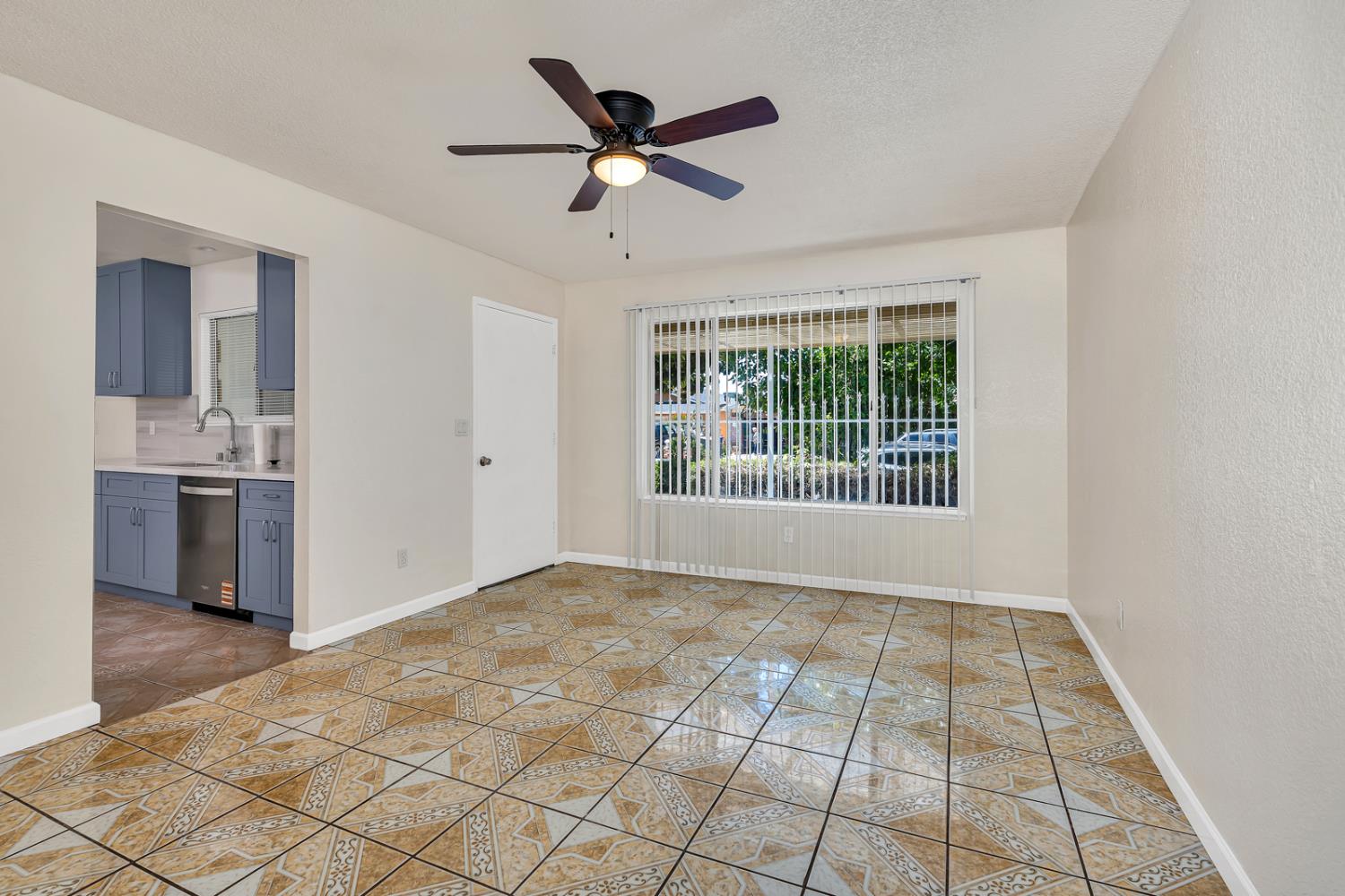 Detail Gallery Image 18 of 30 For 732 Bristlecone Way, Modesto,  CA 95351 - 3 Beds | 2 Baths