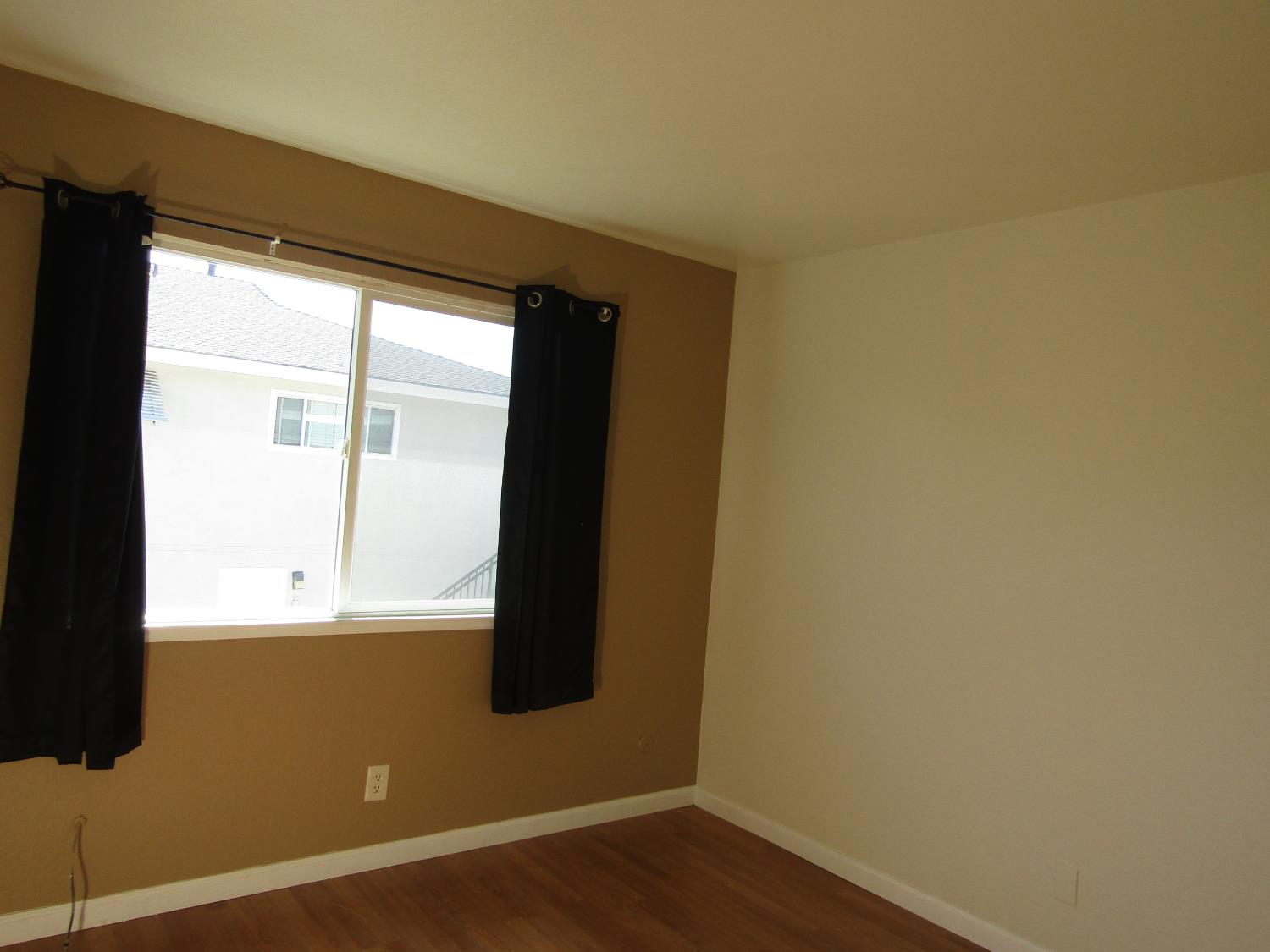 Detail Gallery Image 11 of 22 For 4524 Greenholme Dr #2,  Sacramento,  CA 95842 - 2 Beds | 1 Baths