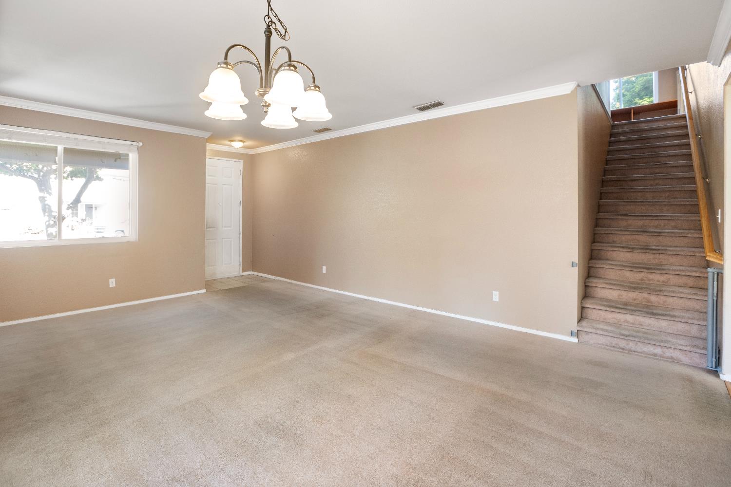 Detail Gallery Image 14 of 46 For 11400 Sabalo Way, Gold River,  CA 95670 - 5 Beds | 3 Baths