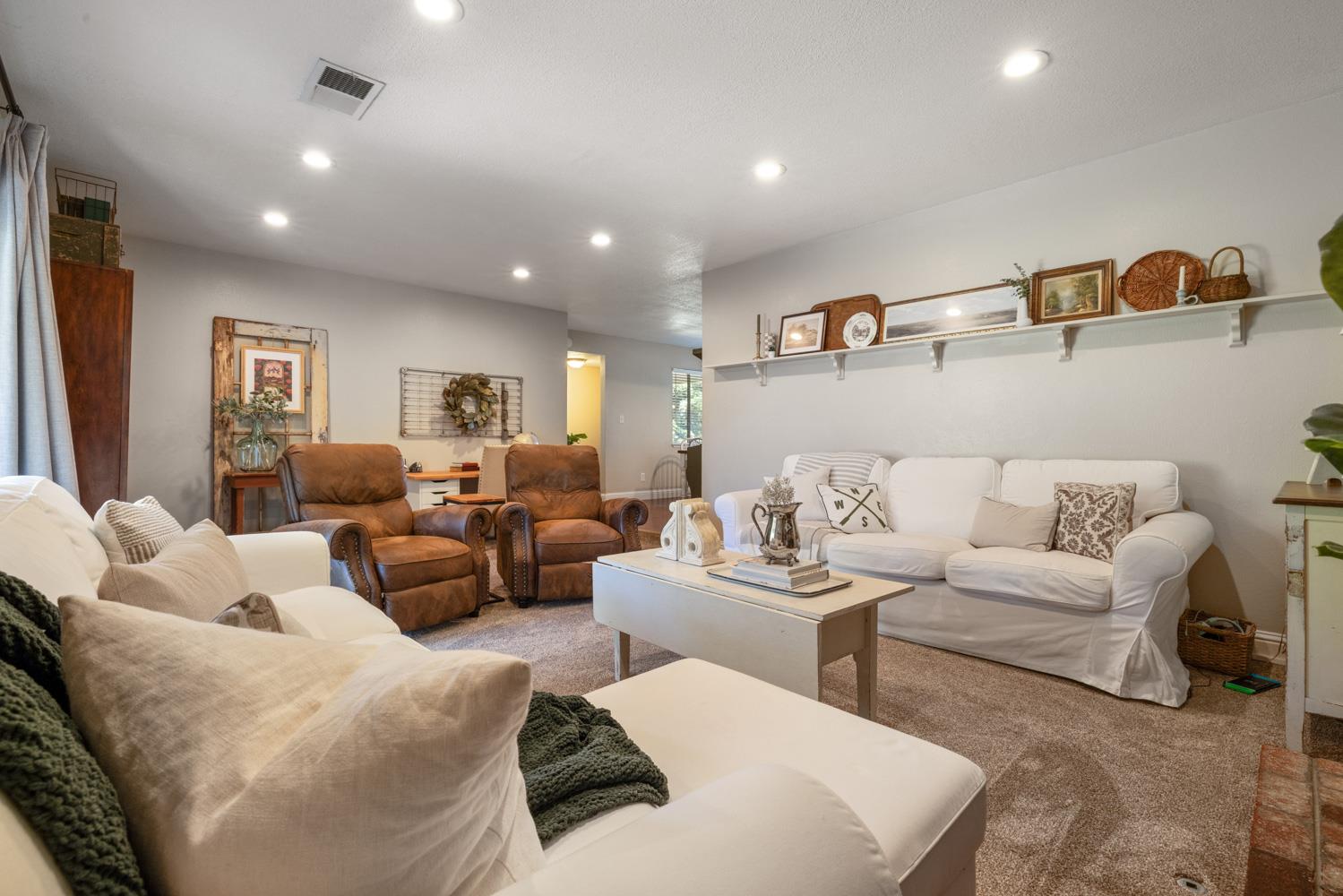 Detail Gallery Image 15 of 36 For 2365 E Marshall St, Turlock,  CA 95380 - 3 Beds | 2 Baths