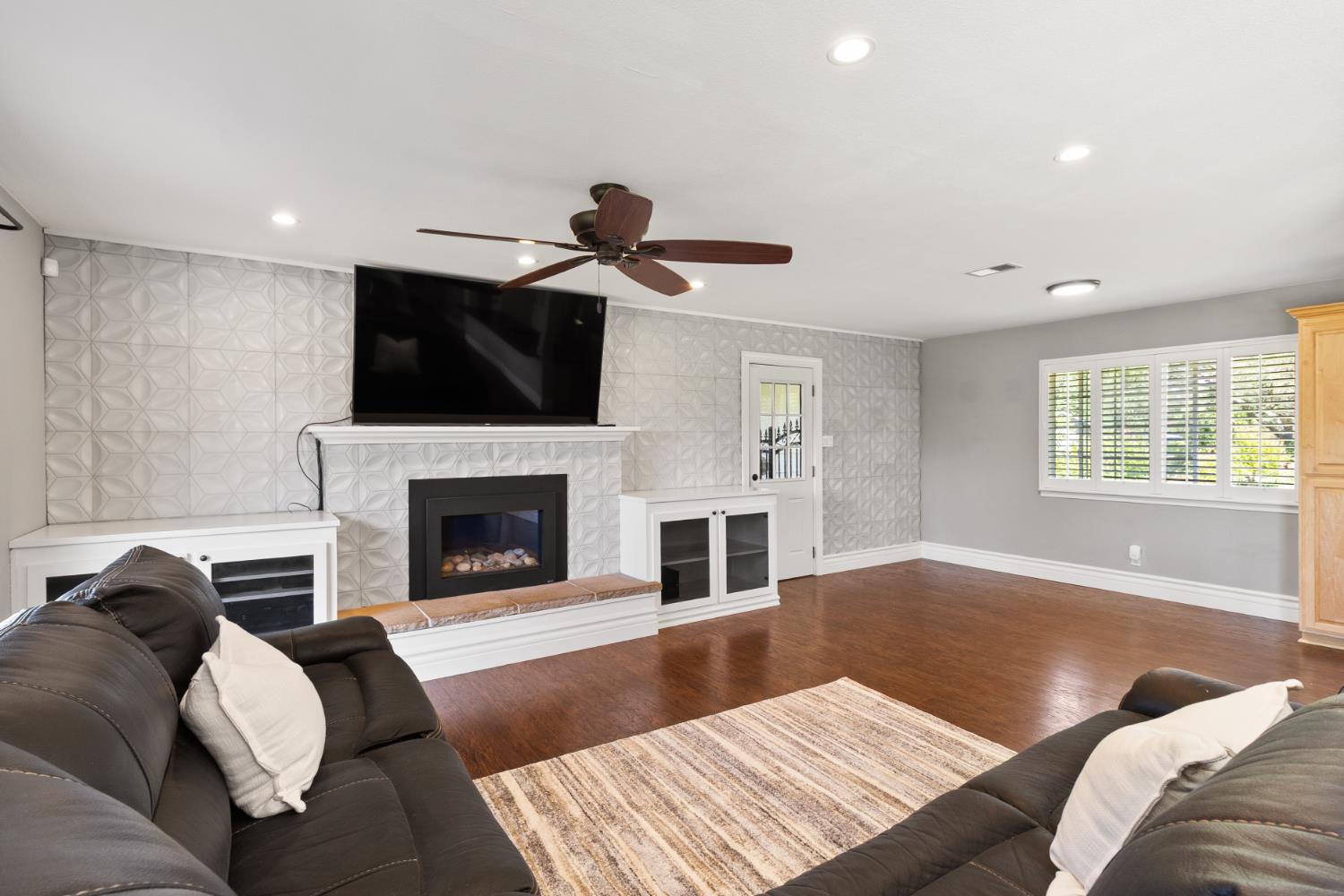 Detail Gallery Image 11 of 78 For 7332 West Ln, Granite Bay,  CA 95746 - 3 Beds | 2 Baths