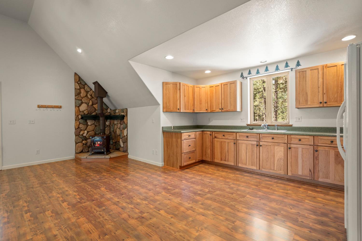 Detail Gallery Image 26 of 36 For 75 Pine Knoll Ct, Portola,  CA 96122 - 2 Beds | 2 Baths