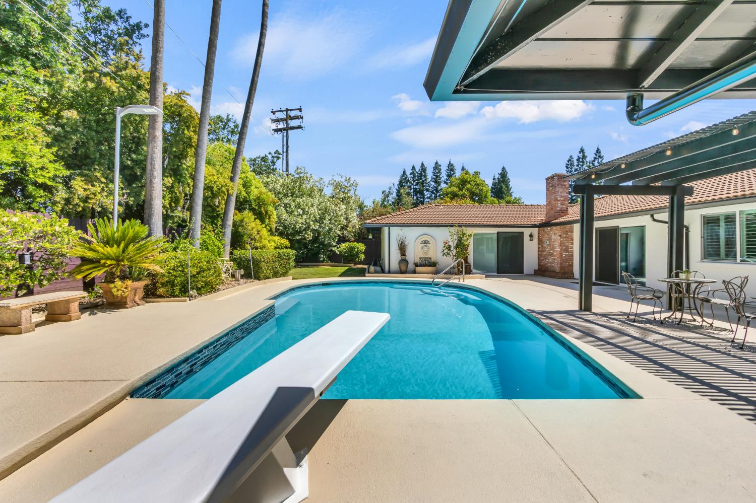 Detail Gallery Image 86 of 94 For 590 Kevington Ct, Sacramento,  CA 95864 - 4 Beds | 3/1 Baths