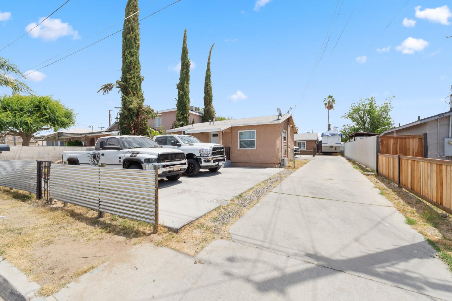 Detail Gallery Image 6 of 40 For 603 Hill St, Bakersfield,  CA 93306 - – Beds | – Baths
