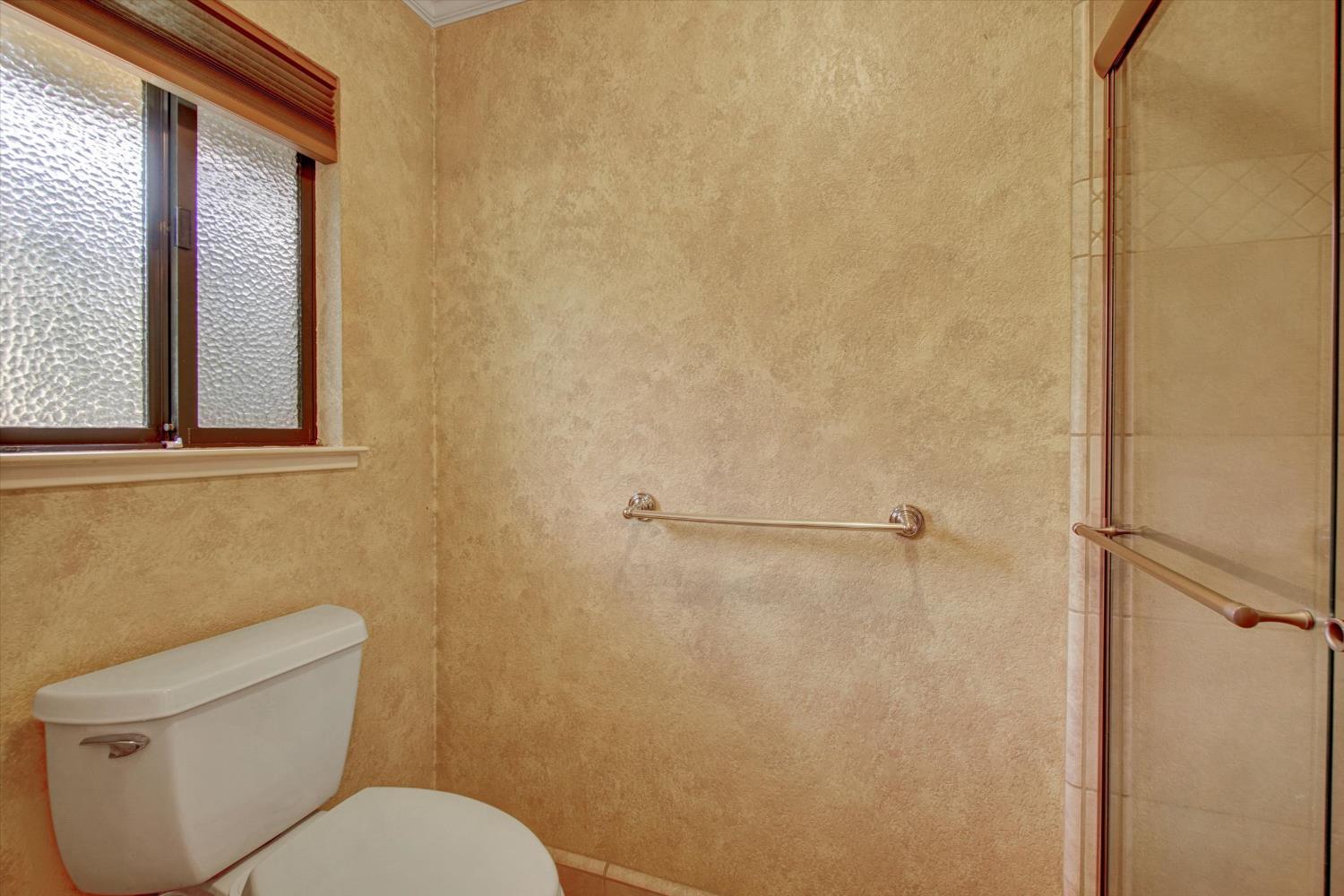 Detail Gallery Image 28 of 49 For 11161 Utopia River Ct, Rancho Cordova,  CA 95670 - 3 Beds | 2 Baths