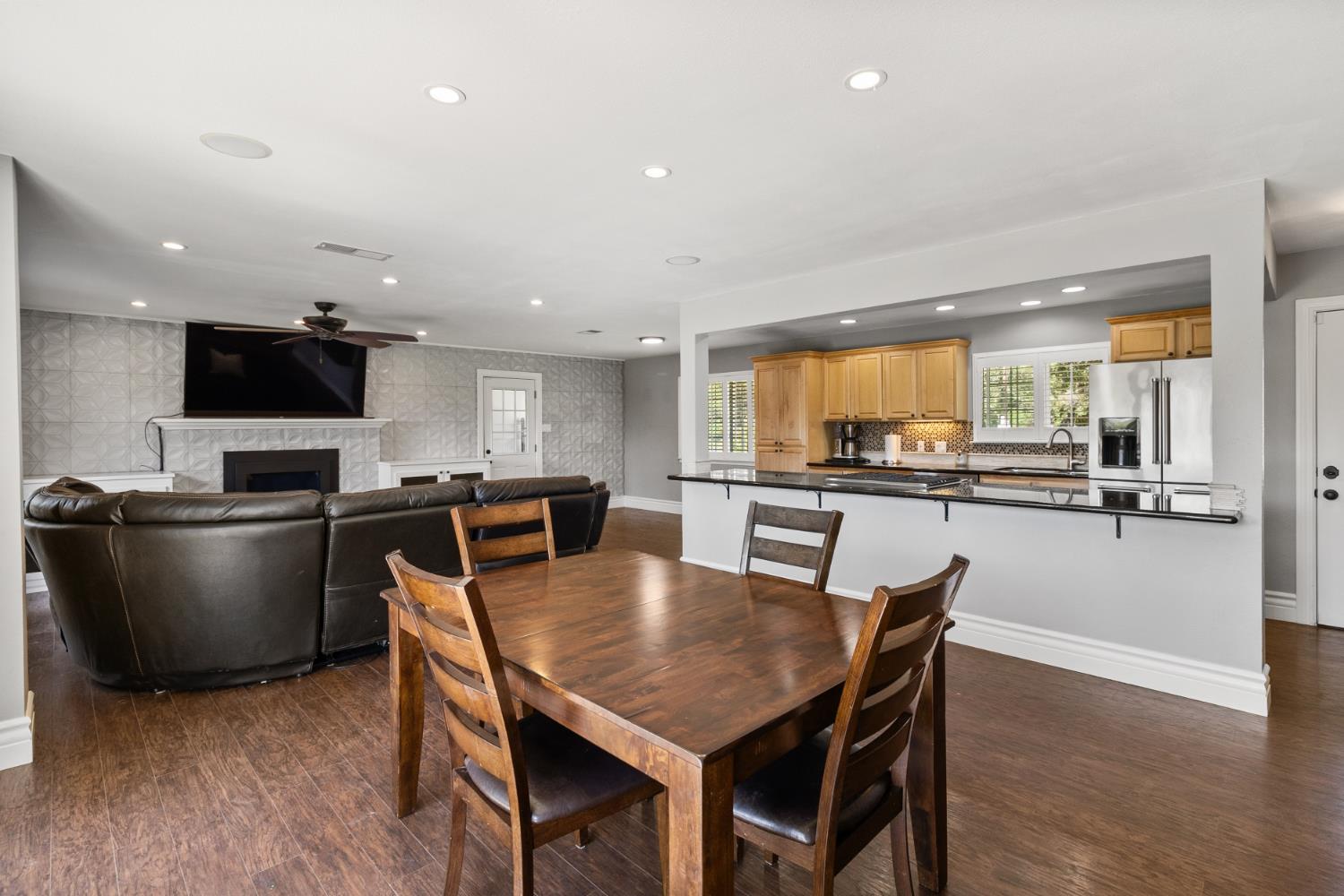Detail Gallery Image 7 of 78 For 7332 West Ln, Granite Bay,  CA 95746 - 3 Beds | 2 Baths