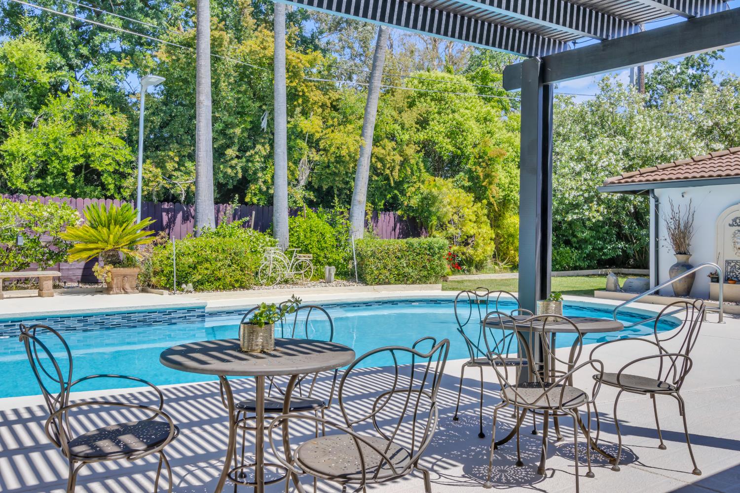 Detail Gallery Image 83 of 94 For 590 Kevington Ct, Sacramento,  CA 95864 - 4 Beds | 3/1 Baths