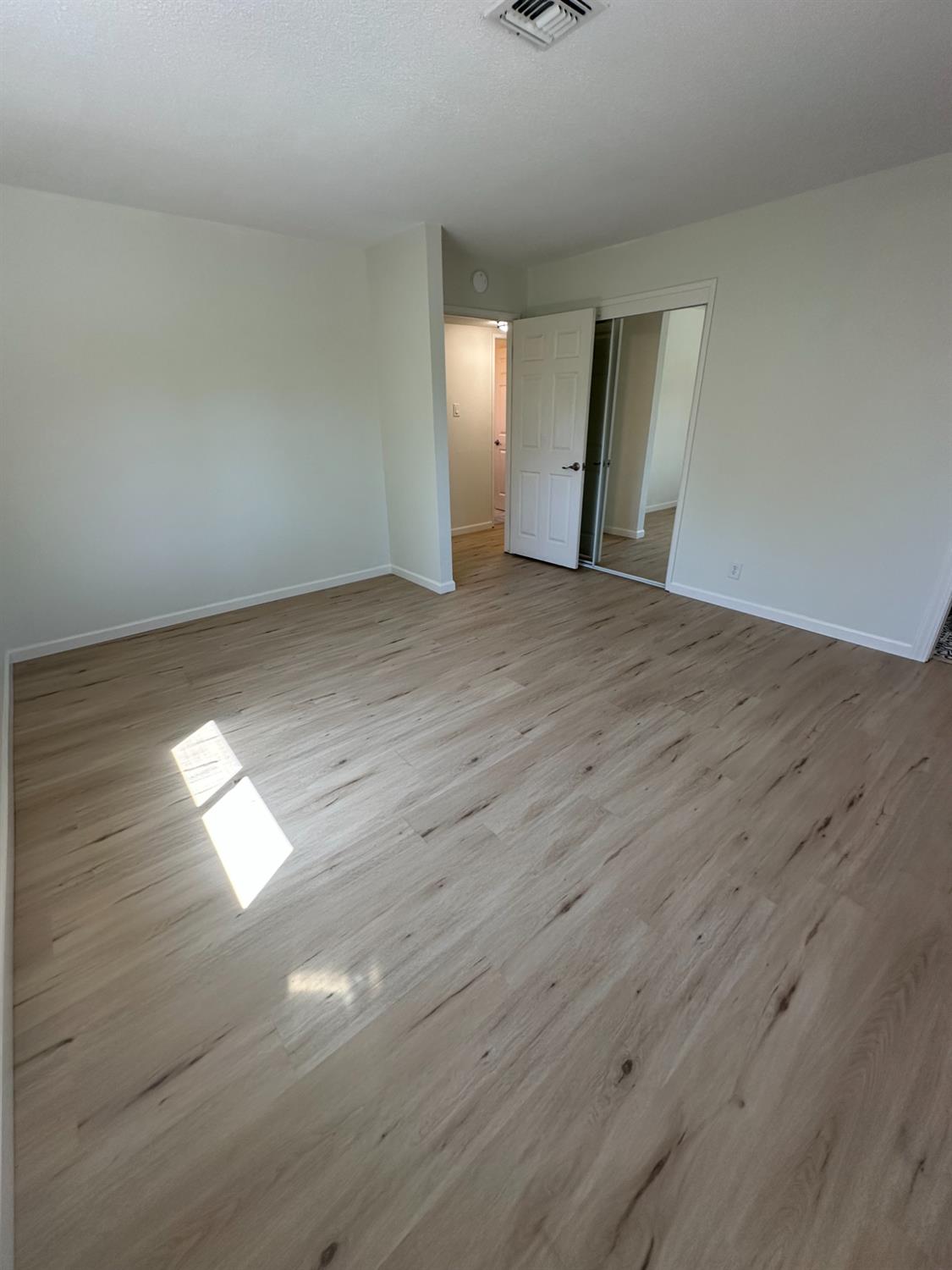 Detail Gallery Image 28 of 44 For 7969 Glenbar Way, Fair Oaks,  CA 95628 - 4 Beds | 2/1 Baths