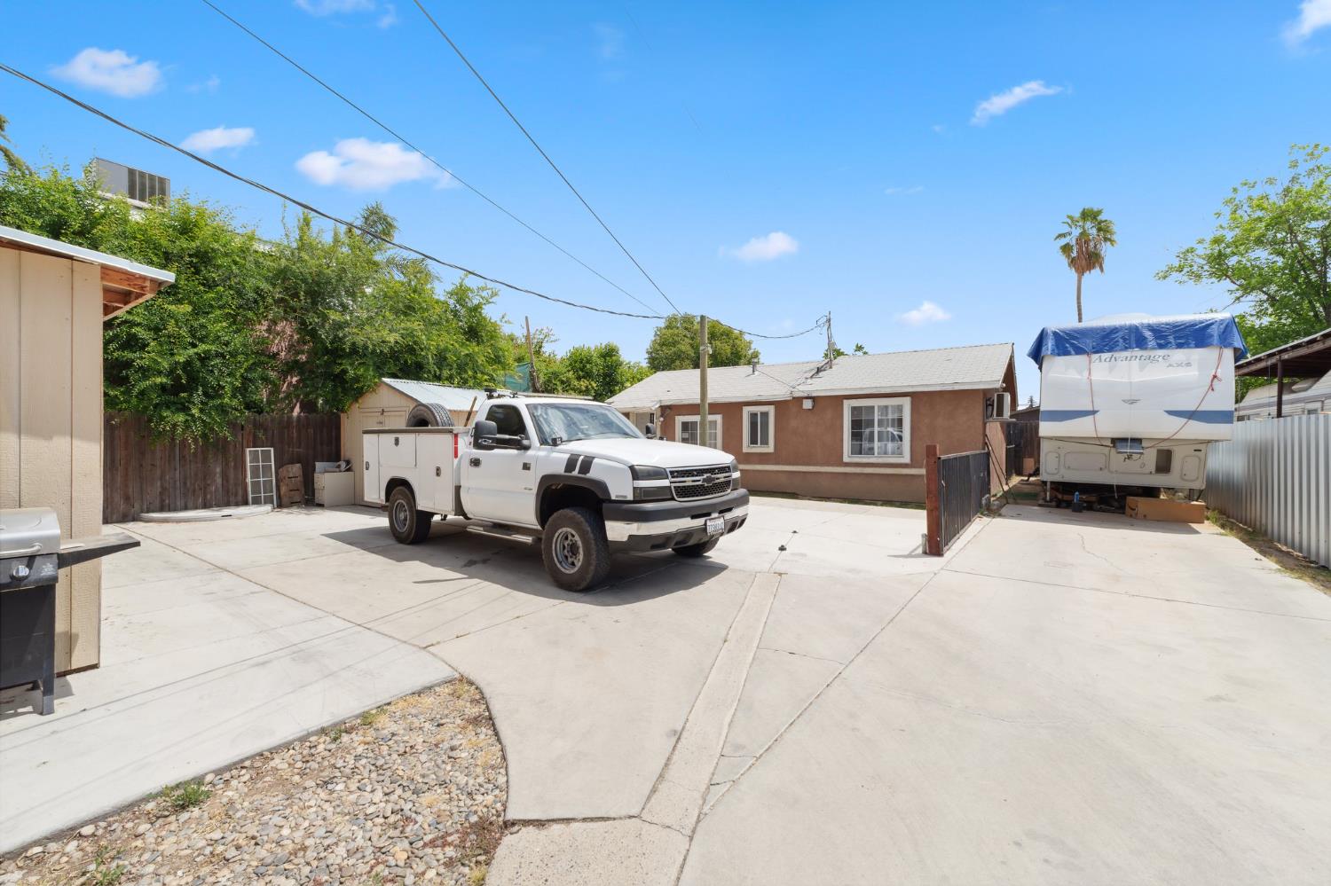 Detail Gallery Image 4 of 40 For 603 Hill St, Bakersfield,  CA 93306 - – Beds | – Baths