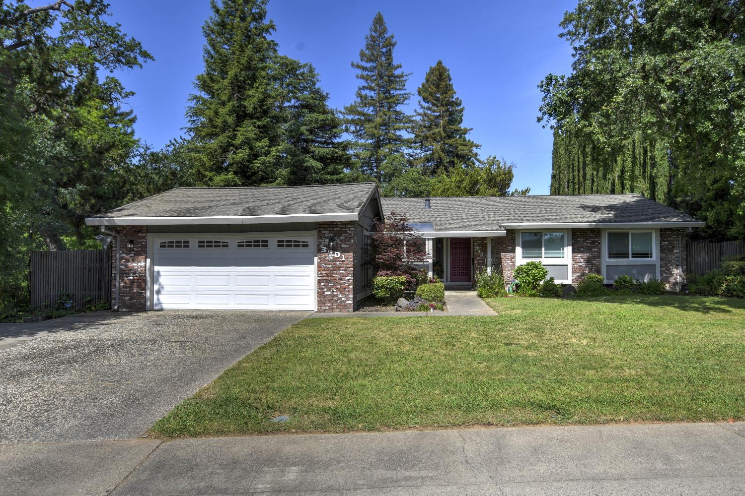 Detail Gallery Image 1 of 46 For 3401 Norris Ave, Sacramento,  CA 95821 - 4 Beds | 2/1 Baths
