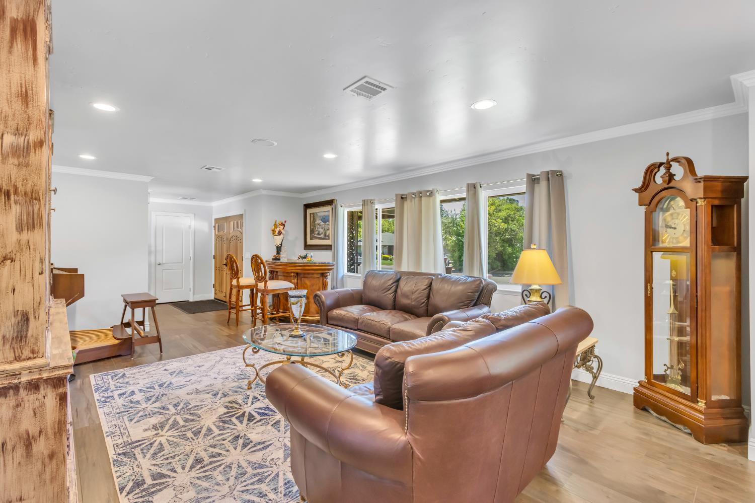 Detail Gallery Image 19 of 94 For 590 Kevington Ct, Sacramento,  CA 95864 - 4 Beds | 3/1 Baths