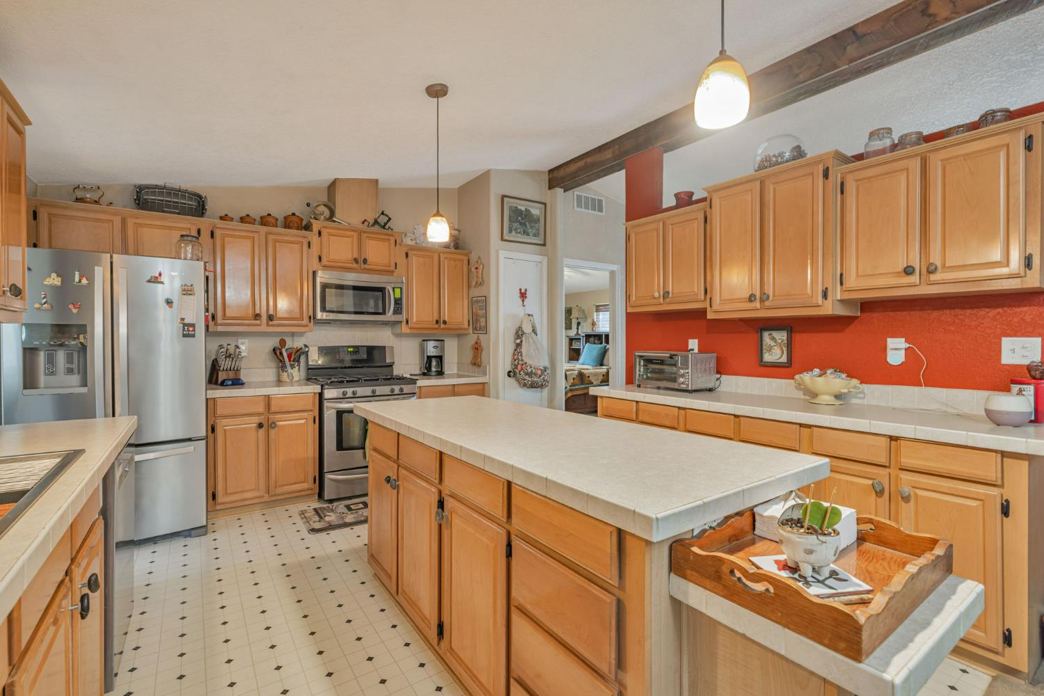 Detail Gallery Image 10 of 61 For 3335 Gas Canyon Ct, Foresthill,  CA 95631 - 5 Beds | 4 Baths