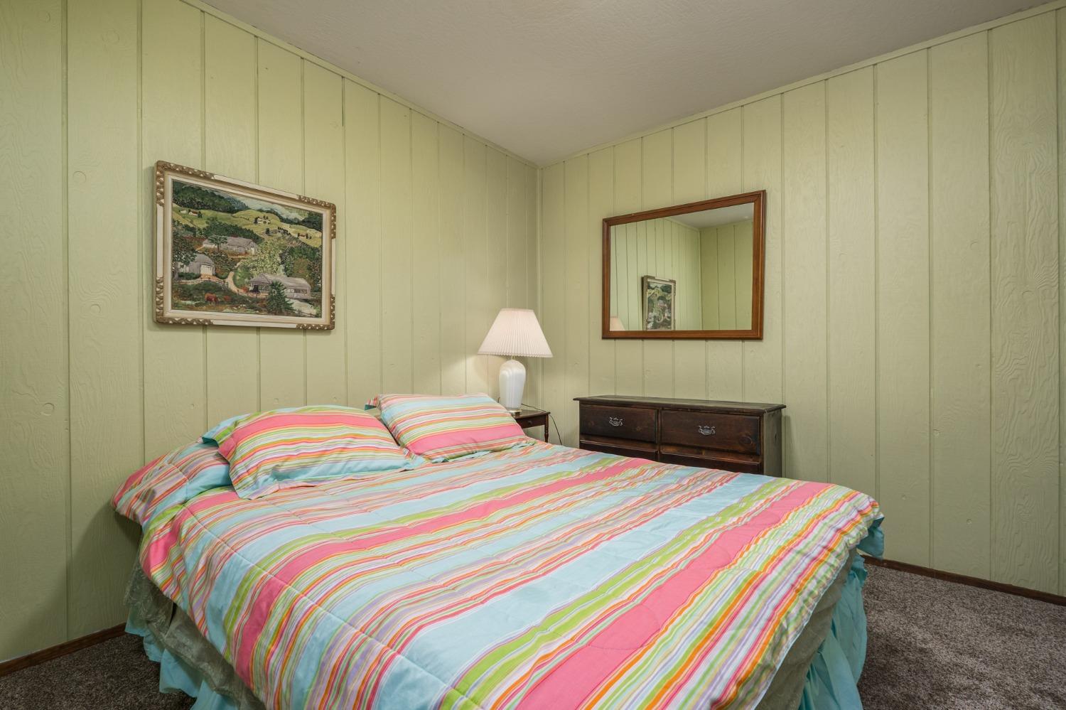 Detail Gallery Image 30 of 44 For 1644 Crystal Air Dr, South Lake Tahoe,  CA 96150 - 3 Beds | 1/1 Baths