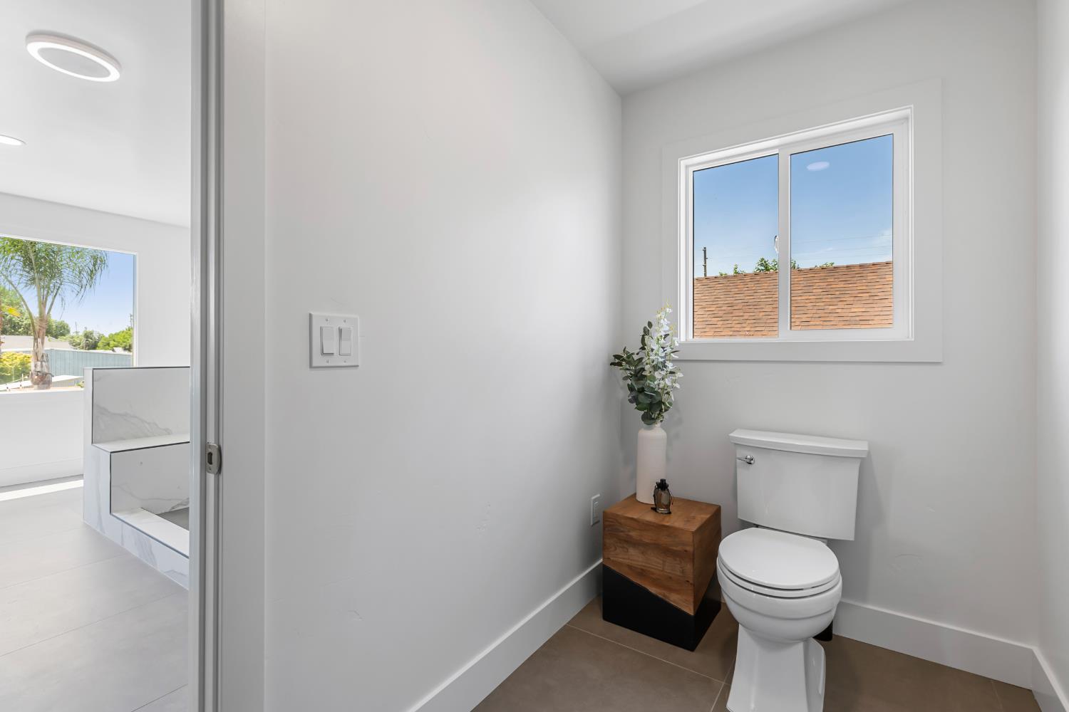 Detail Gallery Image 22 of 98 For 3918 Beckwith Rd, Modesto,  CA 95358 - 5 Beds | 3 Baths