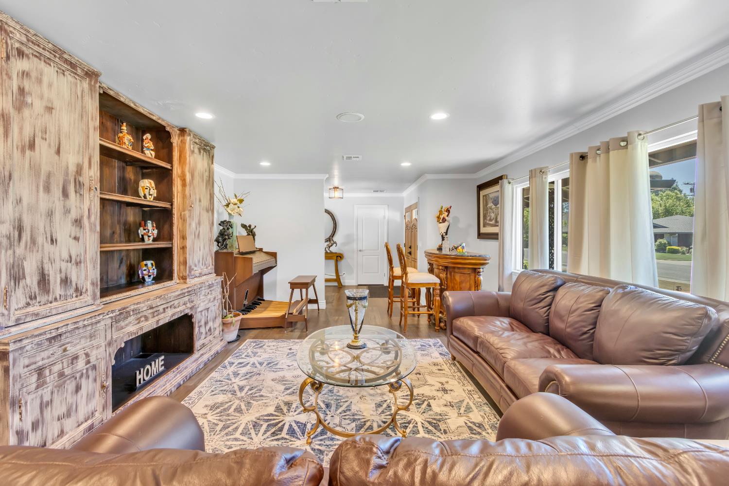Detail Gallery Image 20 of 94 For 590 Kevington Ct, Sacramento,  CA 95864 - 4 Beds | 3/1 Baths