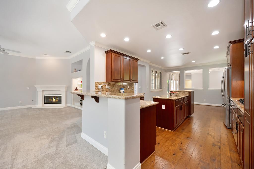 Detail Gallery Image 19 of 99 For 190 Montilla Cir, Sacramento,  CA 95835 - 2 Beds | 2 Baths