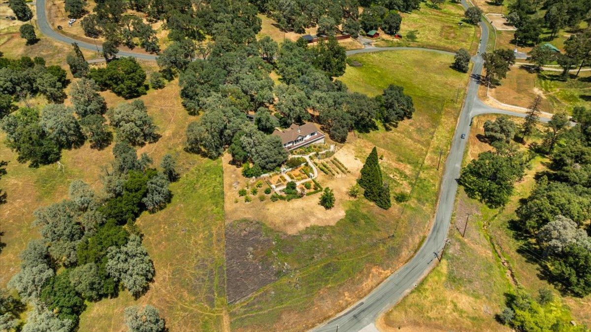 Detail Gallery Image 64 of 66 For 20088 Peyton Pl, Grass Valley,  CA 95949 - 4 Beds | 3 Baths