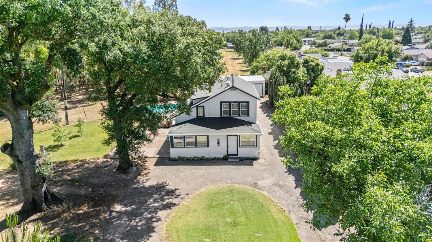 Detail Gallery Image 1 of 52 For 5837 Grove Ave, Marysville,  CA 95901 - 3 Beds | 2 Baths