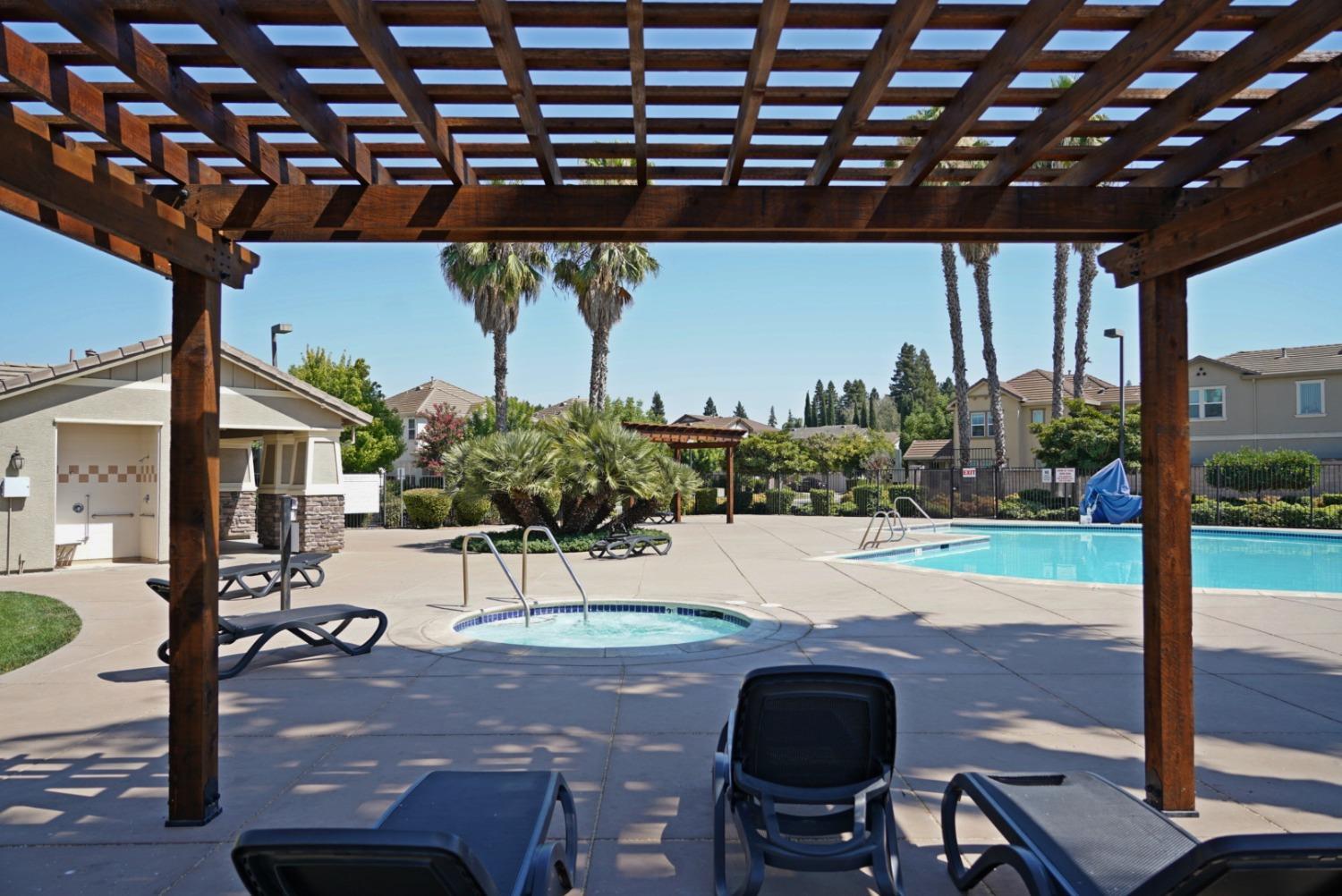 Detail Gallery Image 37 of 49 For 1869 Mammoth Way, Sacramento,  CA 95834 - 3 Beds | 3 Baths