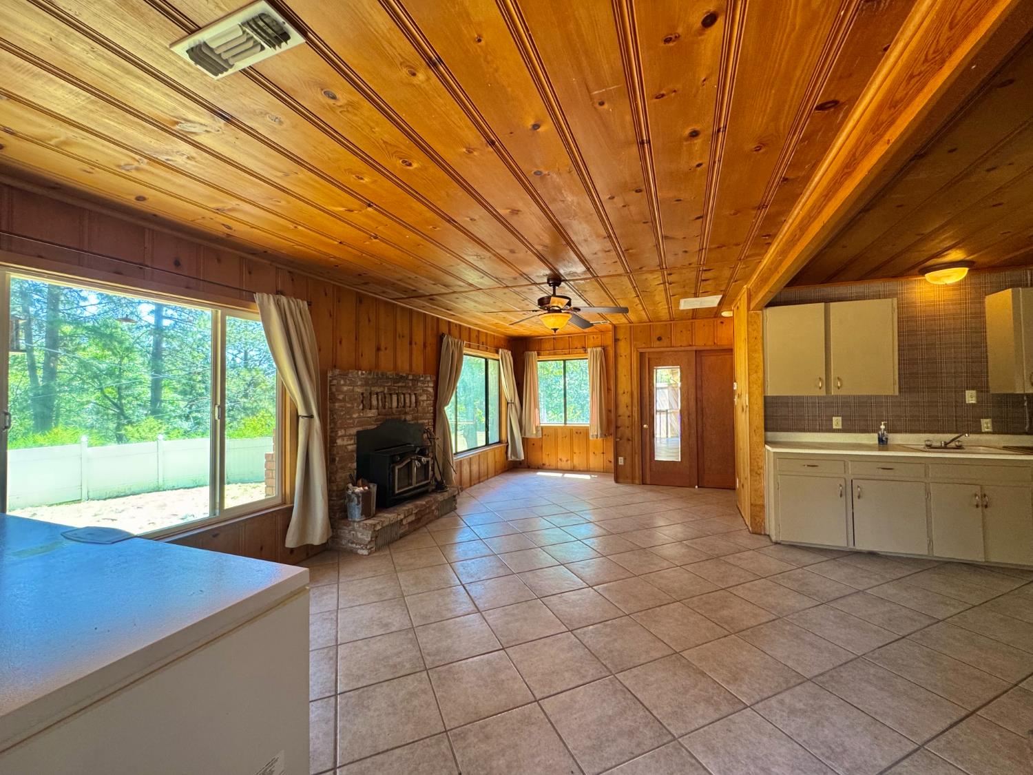 Detail Gallery Image 23 of 35 For 355 Retherford Rd, Colfax,  CA 95713 - 3 Beds | 2 Baths