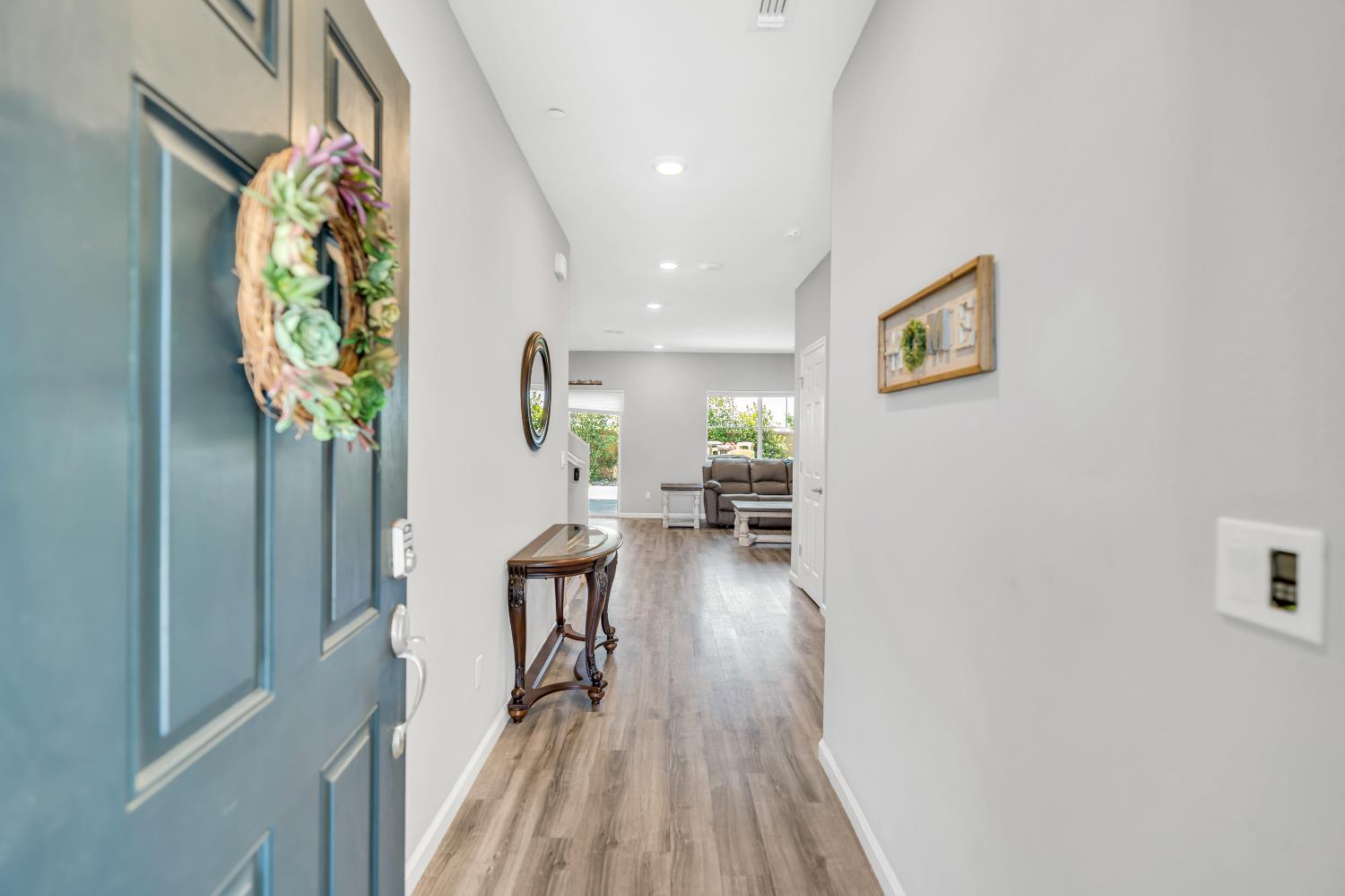 Detail Gallery Image 6 of 57 For 7225 Star Trail Way, Roseville,  CA 95747 - 4 Beds | 3 Baths