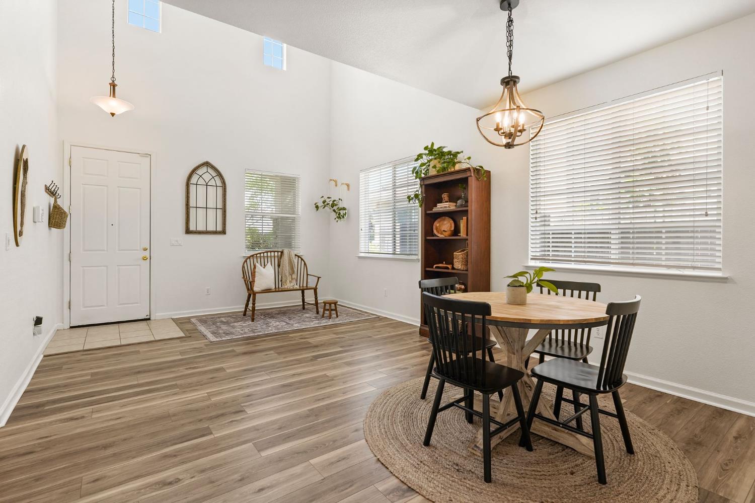 Detail Gallery Image 17 of 48 For 1177 Waverton Ln, Lincoln,  CA 95648 - 4 Beds | 2/1 Baths