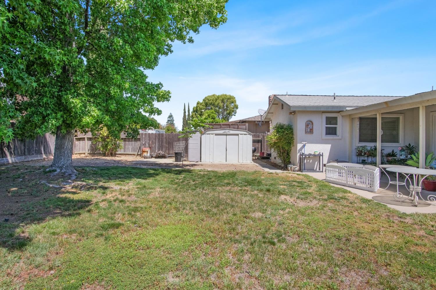 Detail Gallery Image 21 of 22 For 2360 Rochelle Ave, Turlock,  CA 95382 - 3 Beds | 2 Baths