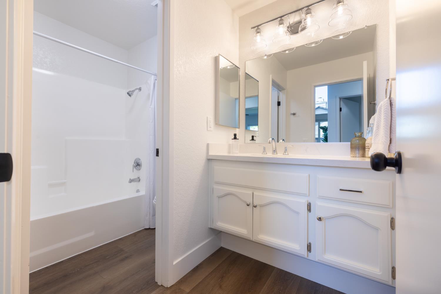 Detail Gallery Image 37 of 45 For 1505 Danica Way, Sacramento,  CA 95833 - 3 Beds | 2 Baths