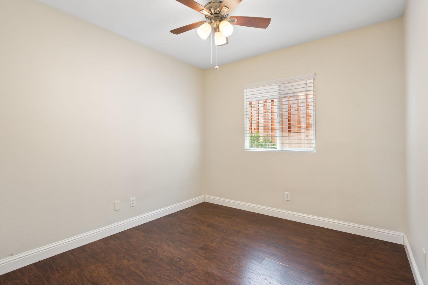 Detail Gallery Image 17 of 23 For 6530 Mystery Mountain Way, Rocklin,  CA 95765 - 3 Beds | 2 Baths