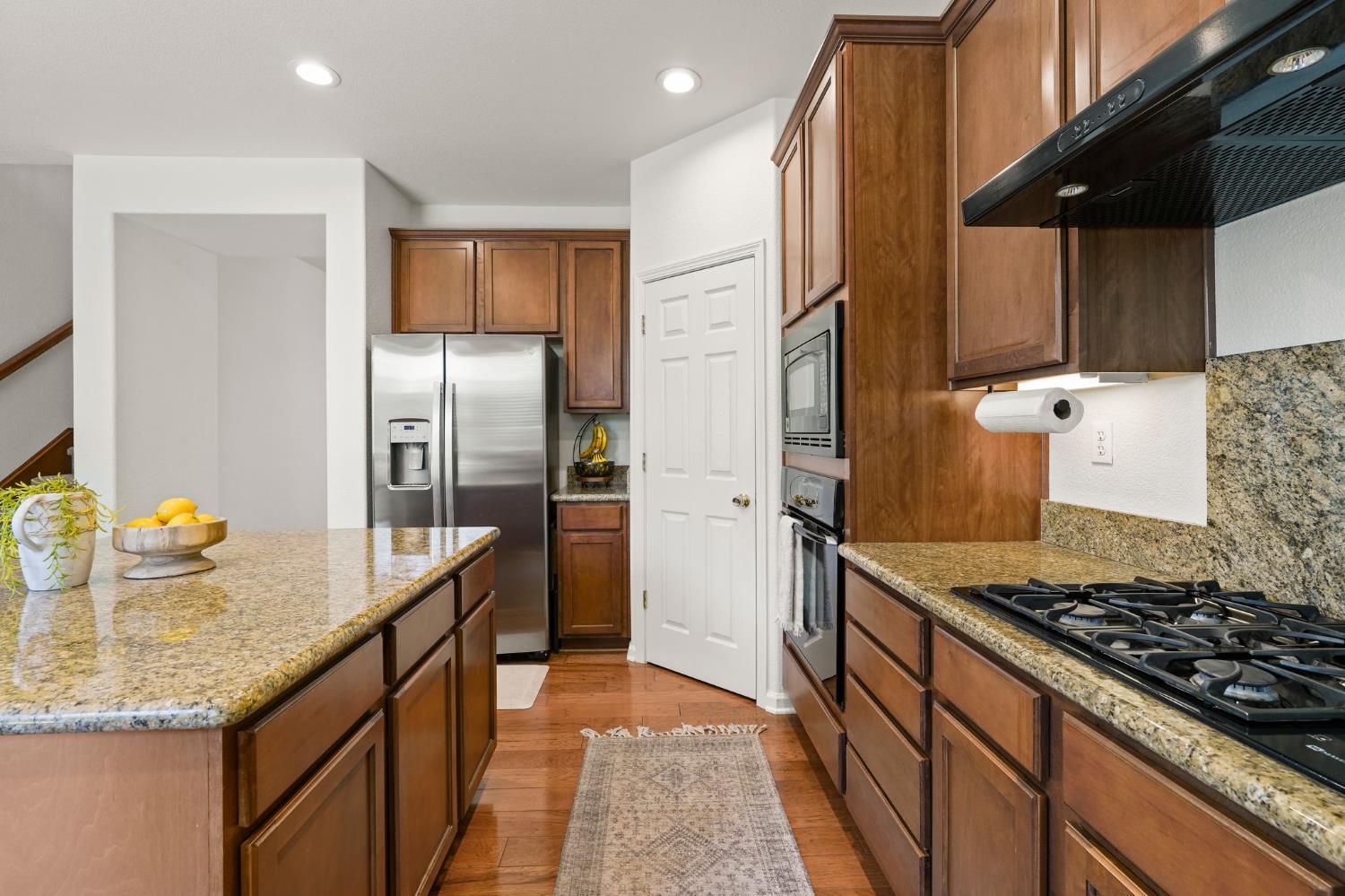 Detail Gallery Image 21 of 48 For 1177 Waverton Ln, Lincoln,  CA 95648 - 4 Beds | 2/1 Baths