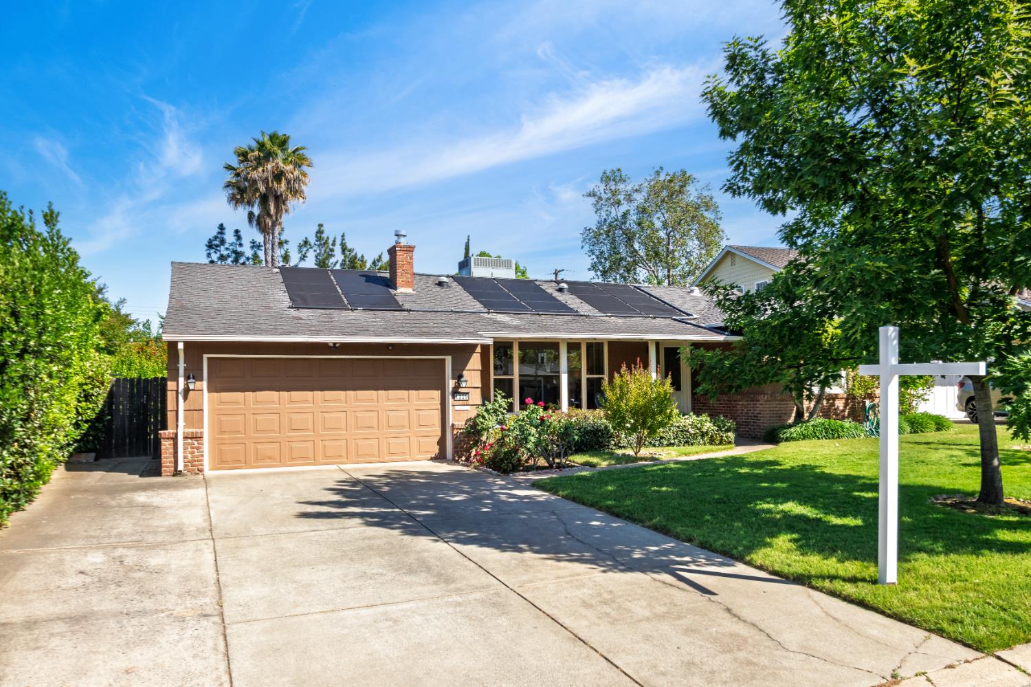 Detail Gallery Image 4 of 36 For 1229 Fitch Way, Sacramento,  CA 95864 - 3 Beds | 2 Baths