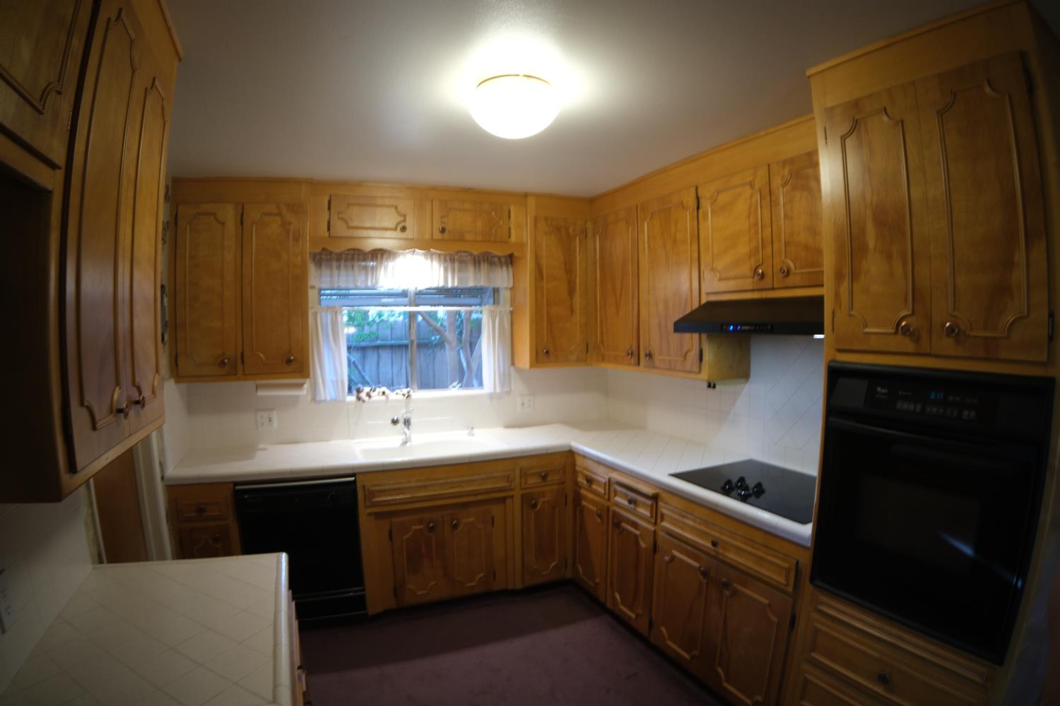 Detail Gallery Image 6 of 31 For 385 Birchwood Ct, Modesto,  CA 95350 - 3 Beds | 2 Baths