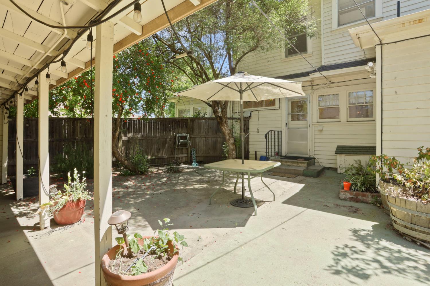 Detail Gallery Image 50 of 51 For 105 W Euclid Ave, Stockton,  CA 95204 - 4 Beds | 2 Baths