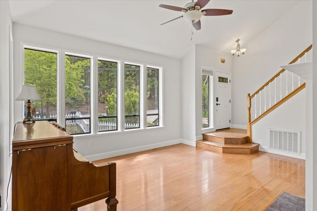 Detail Gallery Image 18 of 56 For 401 Gracie Rd, Nevada City,  CA 95959 - 3 Beds | 2/1 Baths