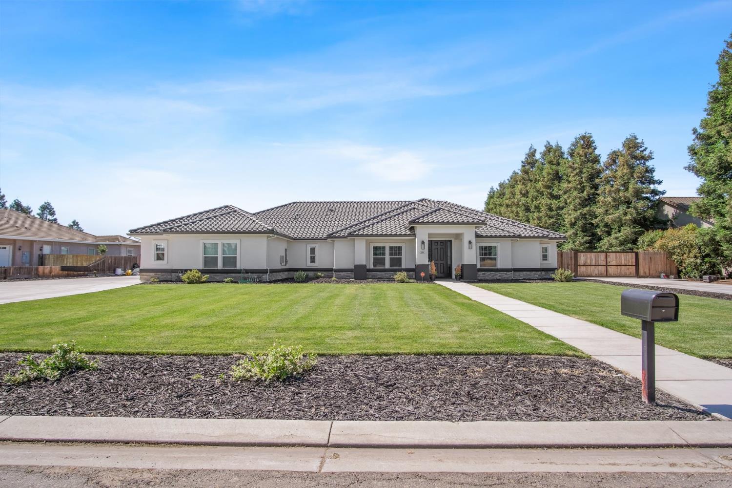 Detail Gallery Image 7 of 67 For 6185 Shelby St, Atwater,  CA 95301 - 4 Beds | 3/1 Baths