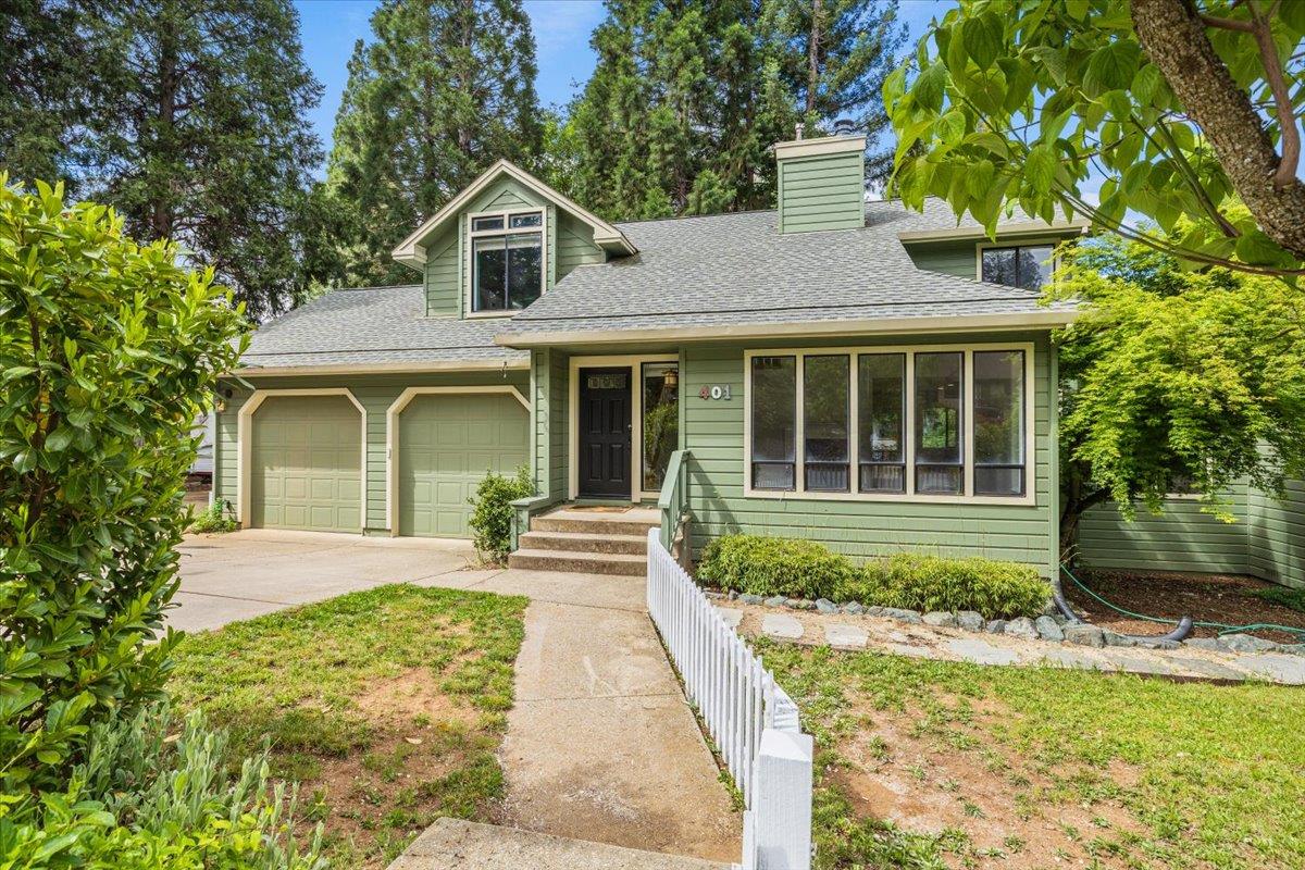 Detail Gallery Image 2 of 56 For 401 Gracie Rd, Nevada City,  CA 95959 - 3 Beds | 2/1 Baths