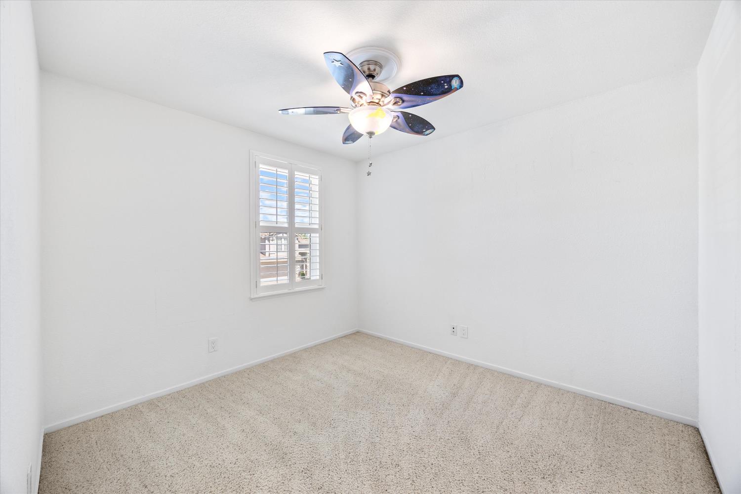 Detail Gallery Image 26 of 40 For 2929 Turnbuckle Cir, Elk Grove,  CA 95758 - 4 Beds | 2/1 Baths