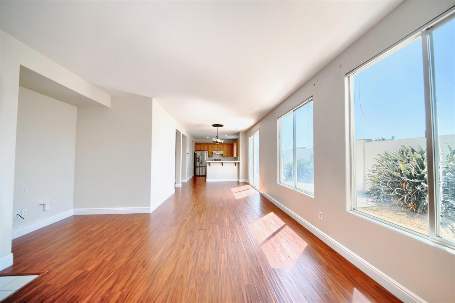 Detail Gallery Image 25 of 78 For 458 Burlington Dr, Tracy,  CA 95376 - 3 Beds | 2/1 Baths