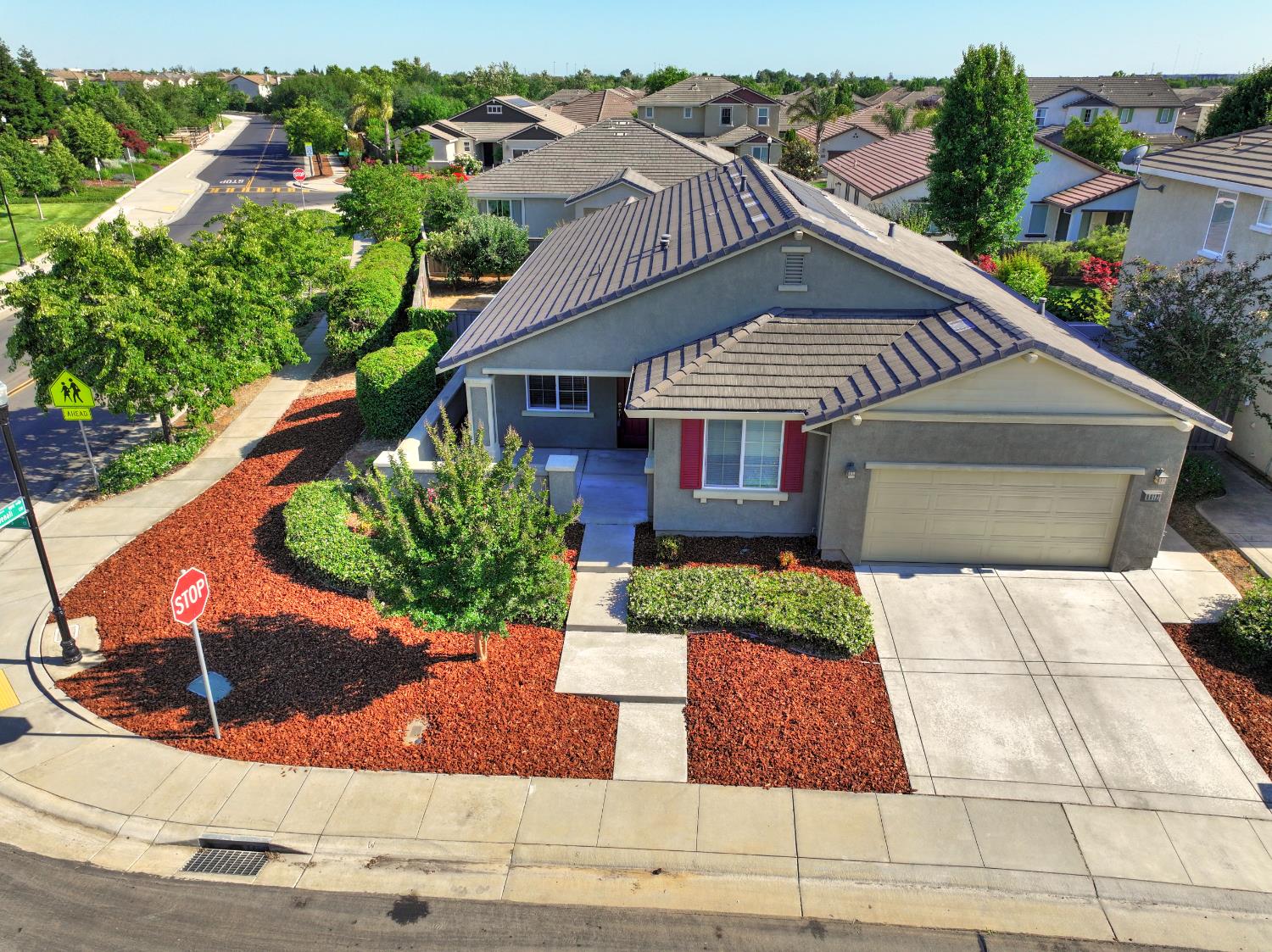 Detail Gallery Image 1 of 57 For 8012 Spiess Ct, Elk Grove,  CA 95757 - 4 Beds | 2 Baths
