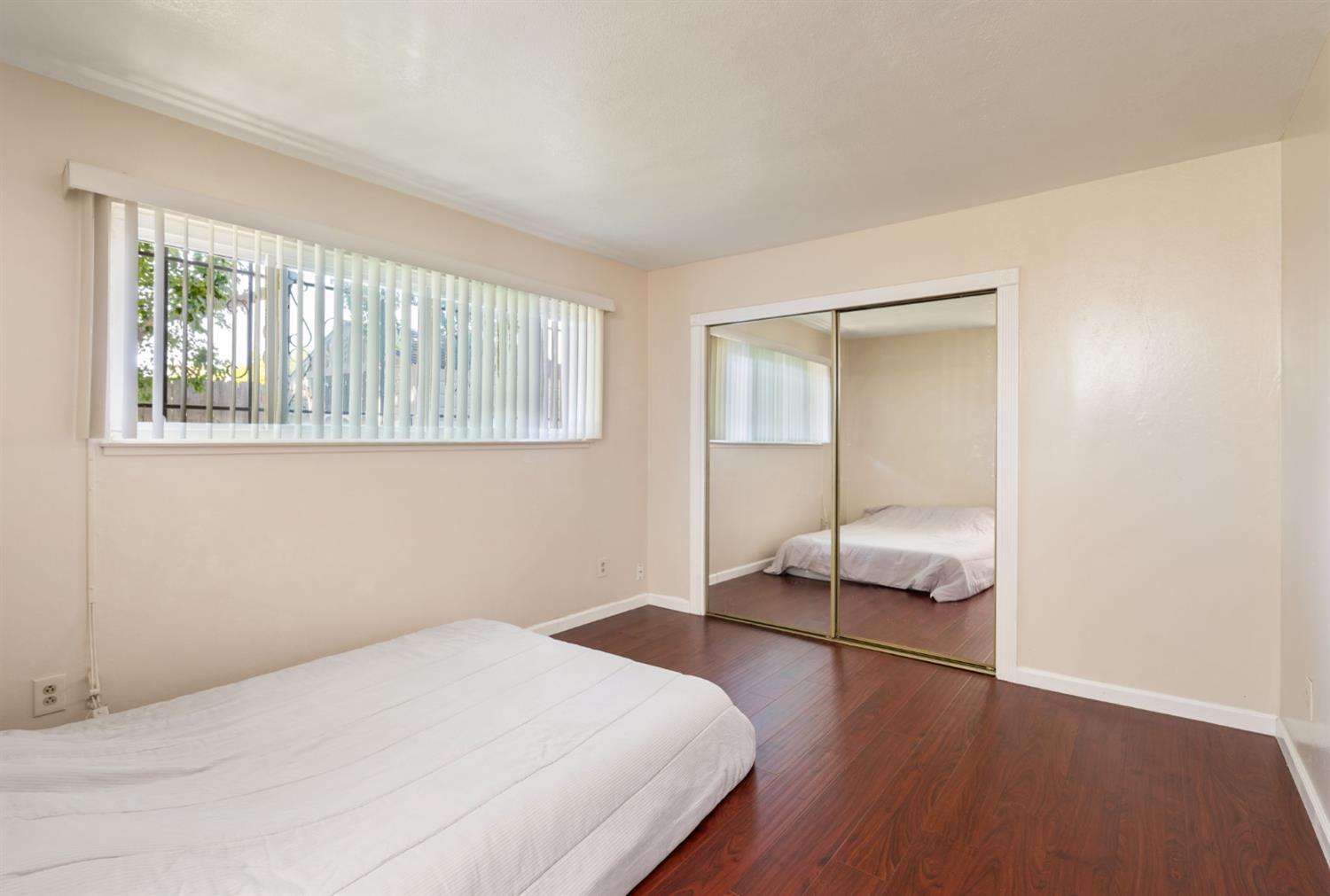 Detail Gallery Image 13 of 23 For 6099 Heath Way, Sacramento,  CA 95823 - 3 Beds | 2 Baths