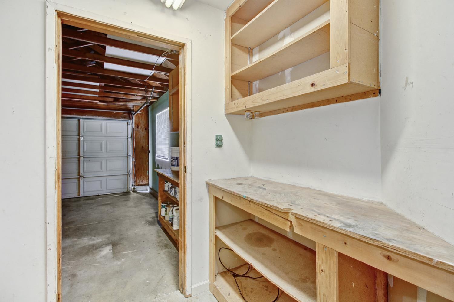 Detail Gallery Image 35 of 43 For 8135 Traver Ct, Sacramento,  CA 95828 - 3 Beds | 2 Baths