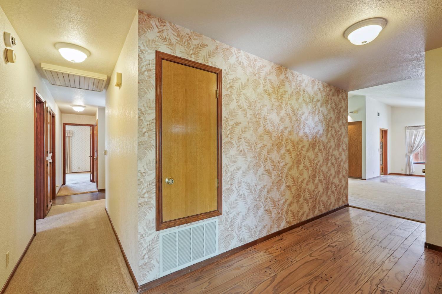 Detail Gallery Image 34 of 45 For 1268 Pheasant Hollow Way, Manteca,  CA 95336 - 3 Beds | 2 Baths