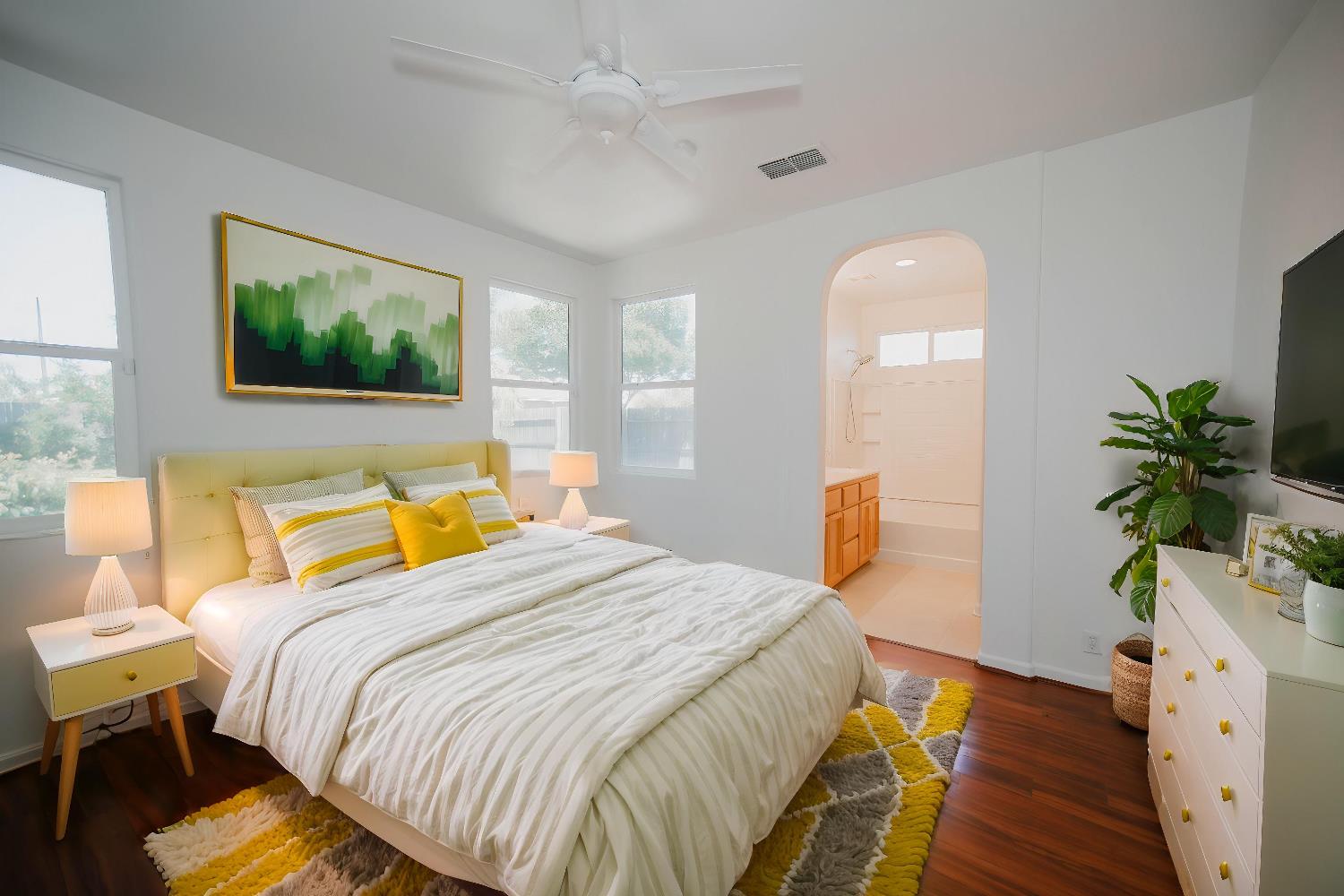 Detail Gallery Image 5 of 36 For 1187 W Kneebone Ct, Plumas Lake,  CA 95961 - 3 Beds | 2 Baths