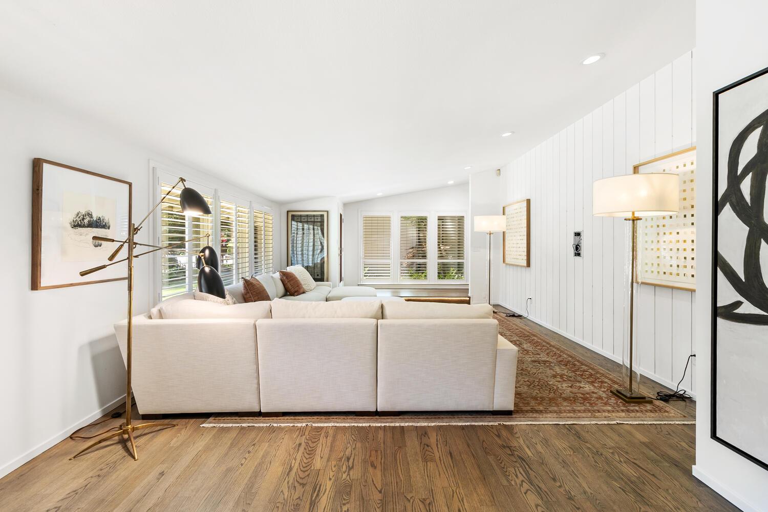 Detail Gallery Image 13 of 82 For 5910 River Glen Court, Carmichael,  CA 95608 - 4 Beds | 2/1 Baths
