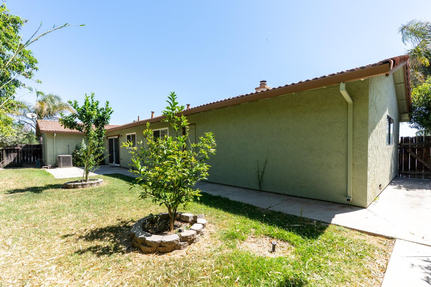 Detail Gallery Image 37 of 44 For 373 Foxmeadow Way, Los Banos,  CA 93635 - 4 Beds | 2 Baths